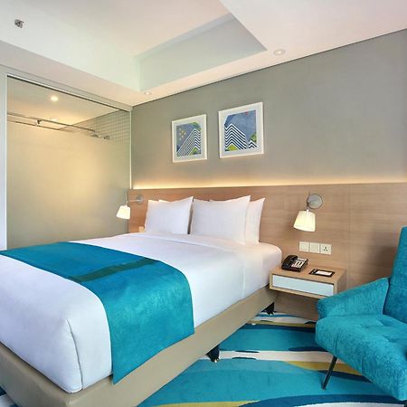 Holiday Inn Express Jakarta Wahid Hasyim By Ihg Eksteriør bilde