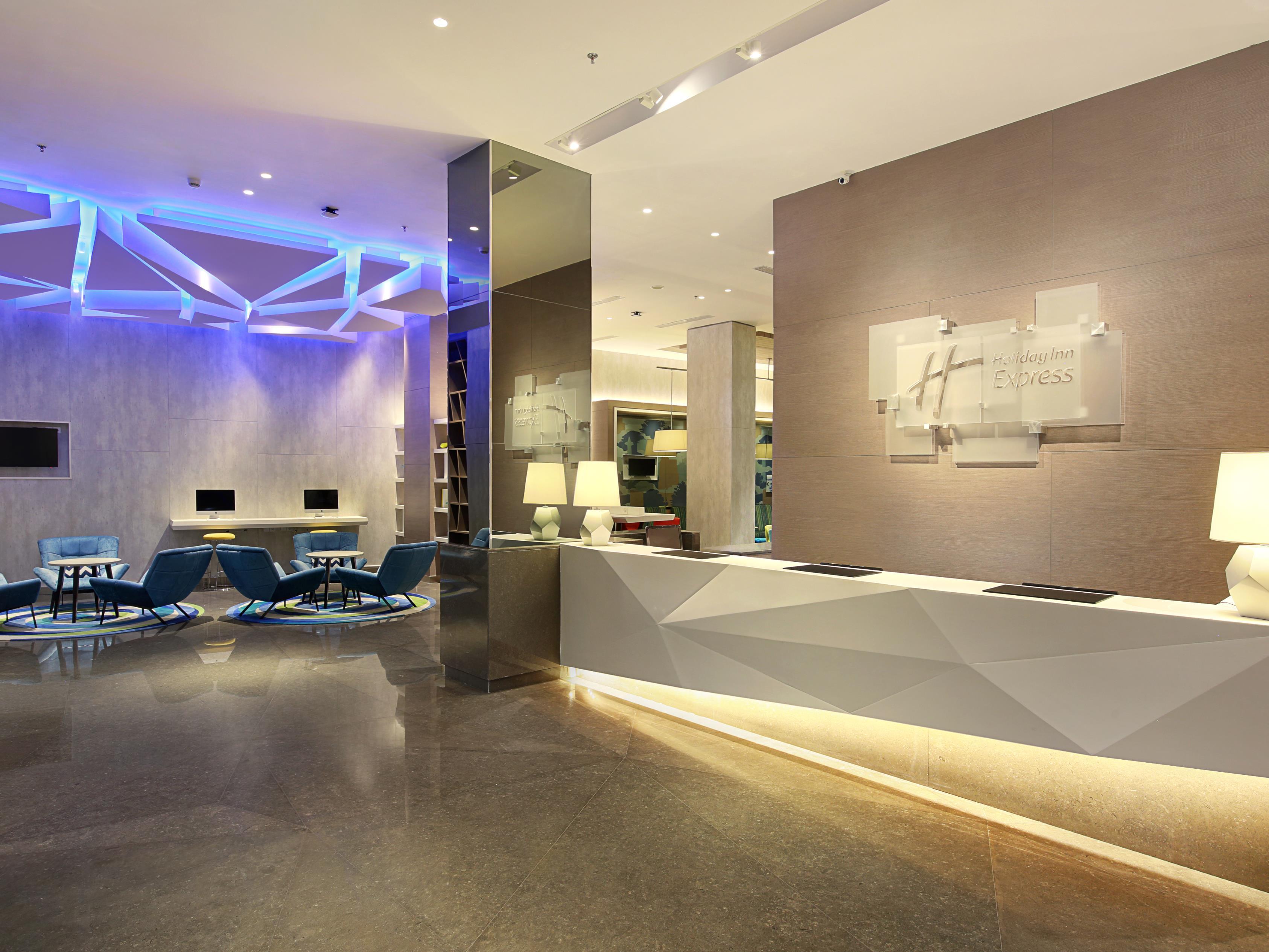 Holiday Inn Express Jakarta Wahid Hasyim By Ihg Eksteriør bilde