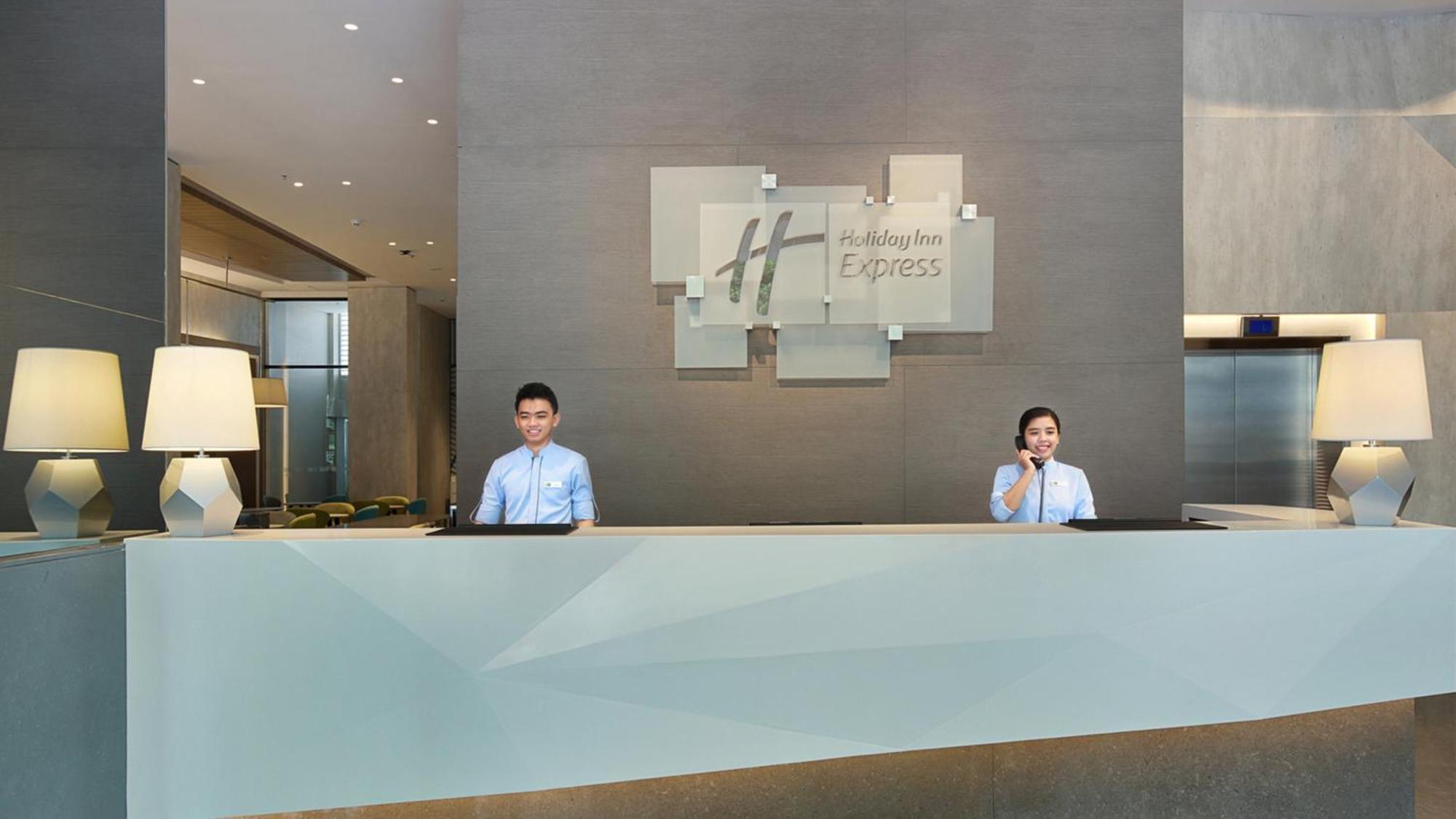 Holiday Inn Express Jakarta Wahid Hasyim By Ihg Eksteriør bilde