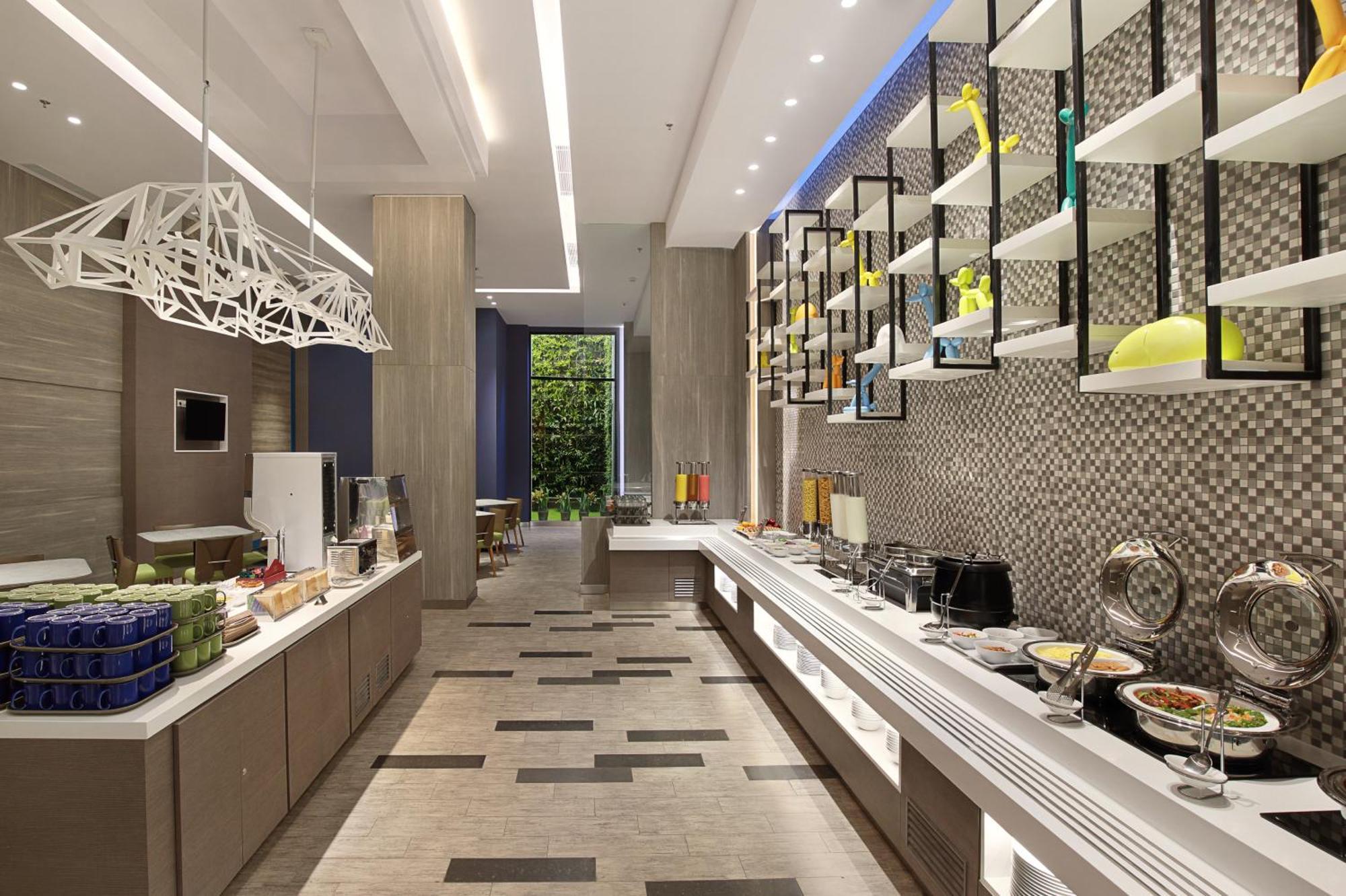 Holiday Inn Express Jakarta Wahid Hasyim By Ihg Eksteriør bilde