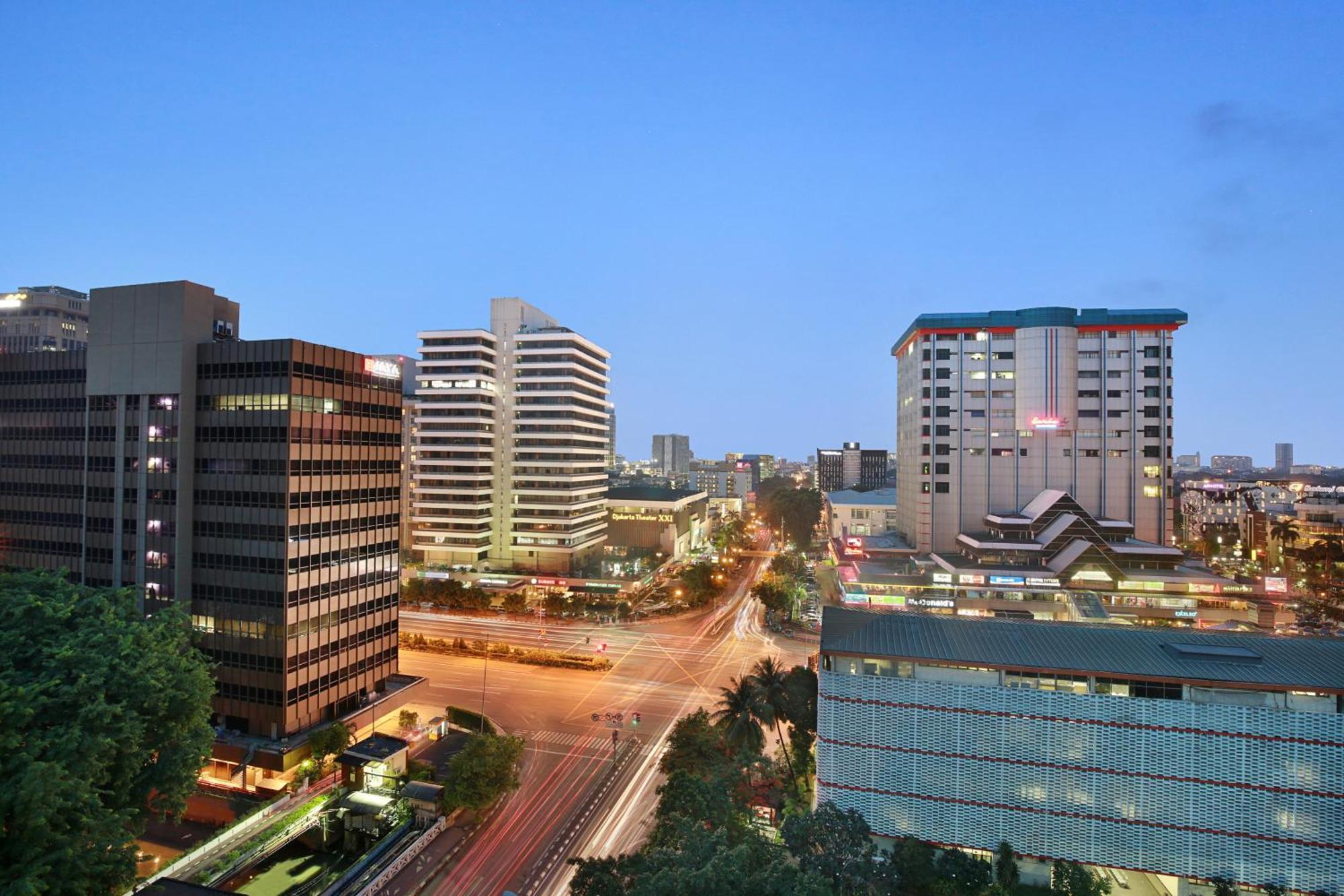 Holiday Inn Express Jakarta Wahid Hasyim By Ihg Eksteriør bilde